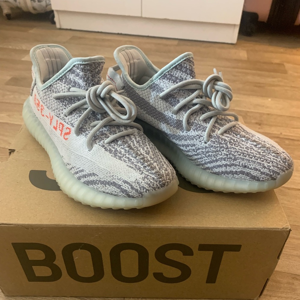 adidas Yeezy Boost 350 V2 ‘Blue Tint’